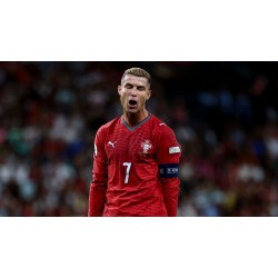 Cristiano Ronaldo muss seinen aktuellen Stellenwert innerhalb der portugiesischen Mannschaft erkennen Cristiano Ronaldo muss seinen aktuellen Stellenwert innerhalb der portugiesischen Mannschaft erkennen
